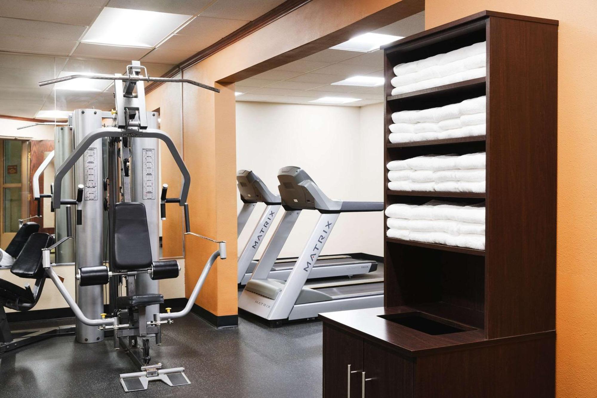 คอมฟอร์ต สวีท มิลโวคี แอร์พอร์ต Hotel โอ๊คครีก ภายนอก รูปภาพ